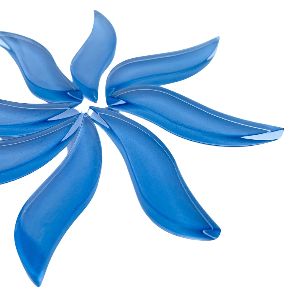 Pétalos Ondulados Azul Cielo