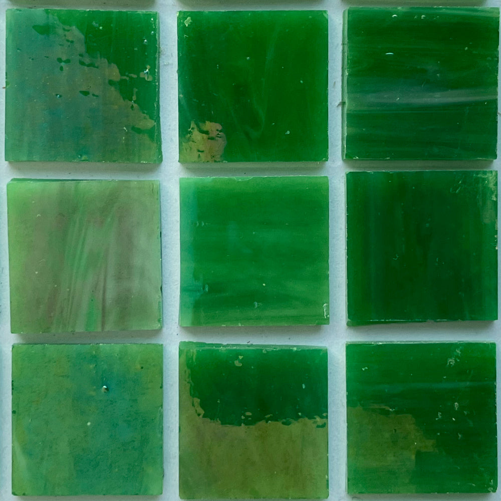 Mosaico de Vidrio Tiffany Glacier 20mm Saltamontes