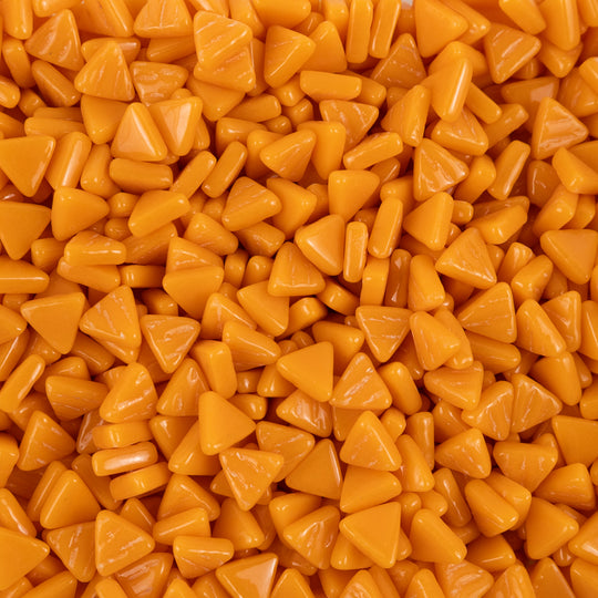 Mini triângulo de mosaico de vidro opaco laranja