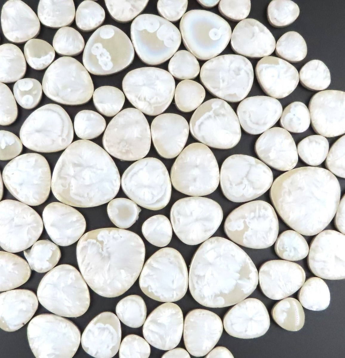 Seixos Cerâmicos Cristal Branco (Soltos)