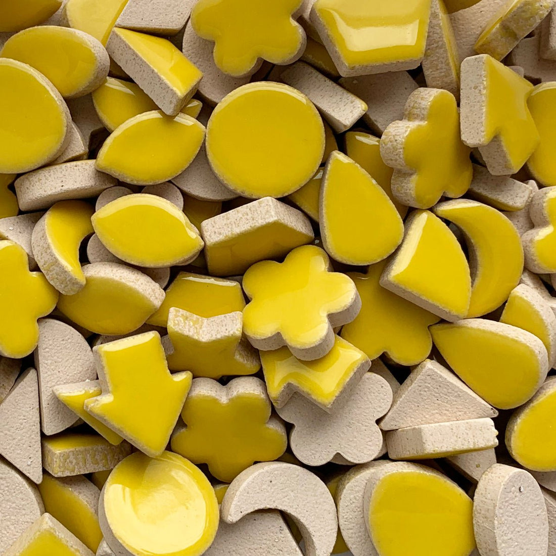 Verre Mosaique - glass mosaic -Glasmosaik-glasmozaïek-Charms Geel - mosaicshop