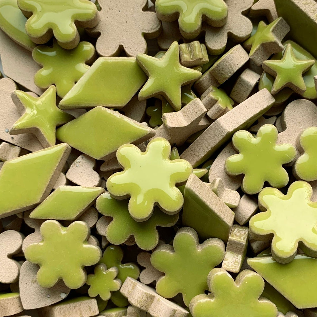 Verre Mosaique - glass mosaic -Glasmosaik-glasmozaïek-Charms Nieuw Kiwi - mosaicshop