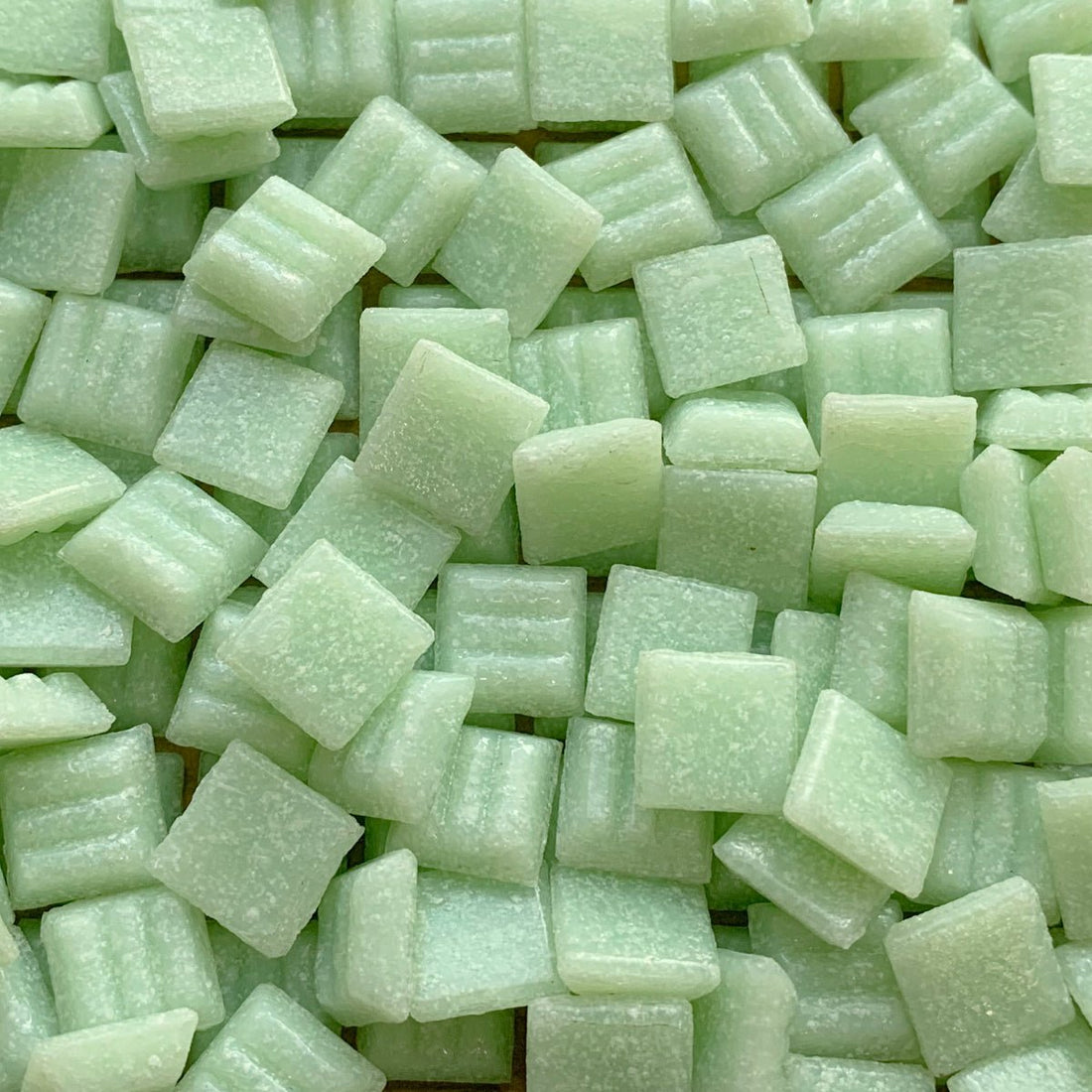 Verre Mosaique - glass mosaic -Glasmosaik-glasmozaïek-Glasmozaiek 10mm Pistache - mosaicshop