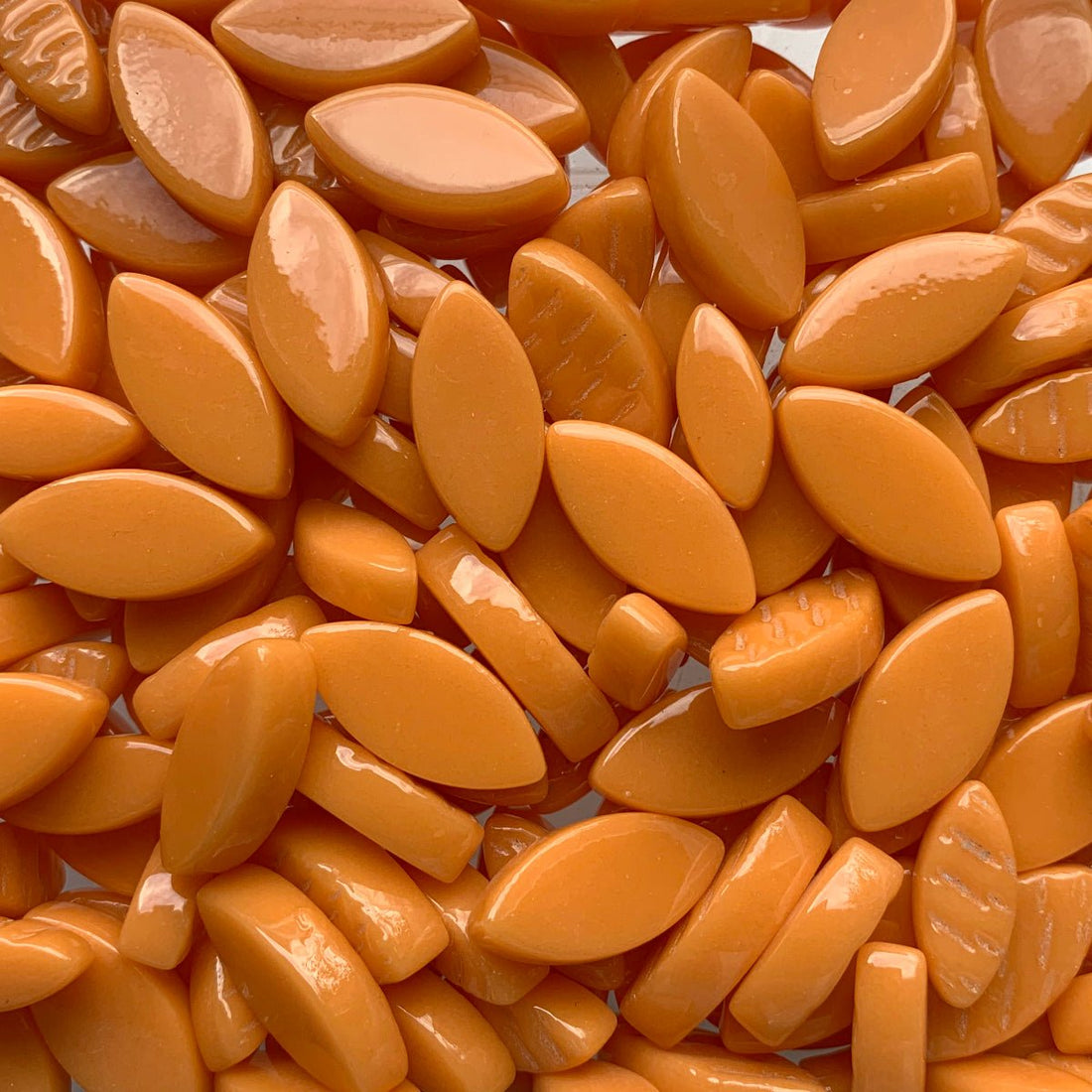 Verre Mosaique - glass mosaic -Glasmosaik-glasmozaïek-Ottoman Bloemblaadjes Opaaloranje - mosaicshop