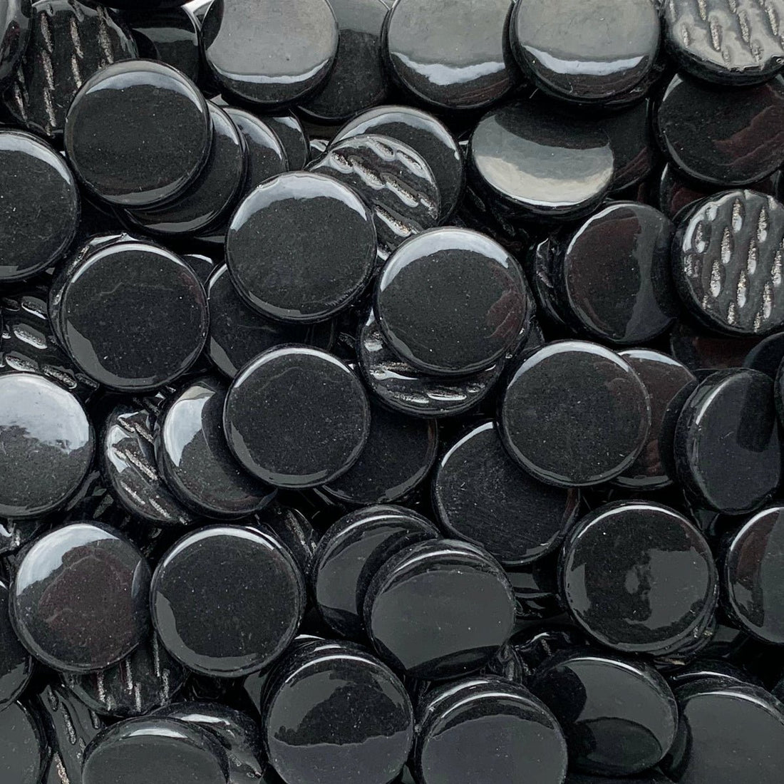Verre Mosaique - glass mosaic -Glasmosaik-glasmozaïek-Ronde Glastegel 18mm Zwart - mosaicshop