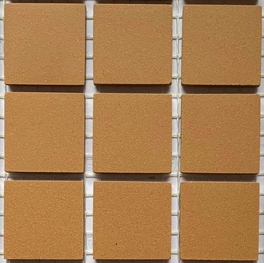 Winckelmans Caramel – teselas de mosaico mates de 20x20 mm sobre malla