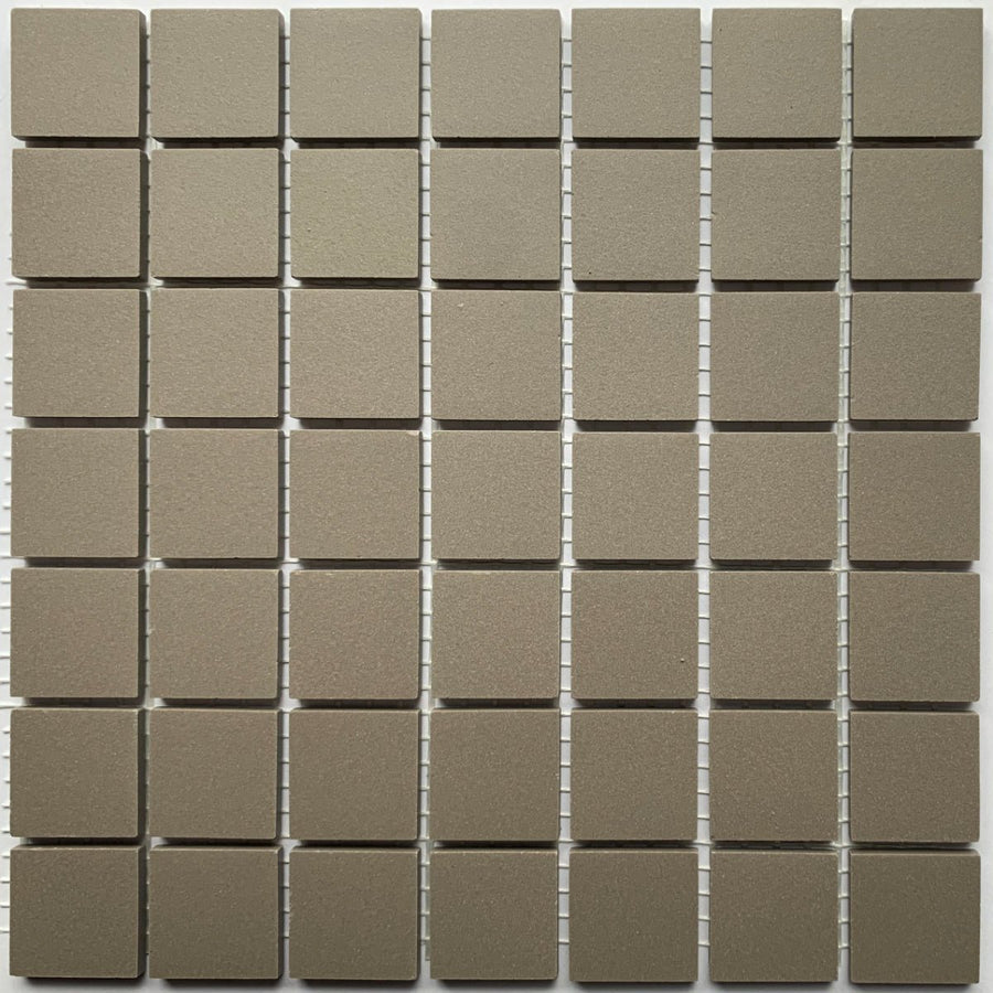 Winckelmans Gris – pastilhas de mosaico mates de 20x20 mm sobre rede