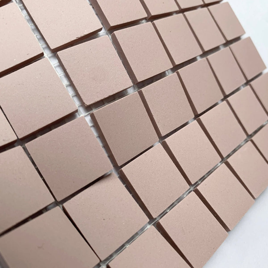Winckelmans Rose – pastilhas de mosaico mates de 20x20 mm sobre rede